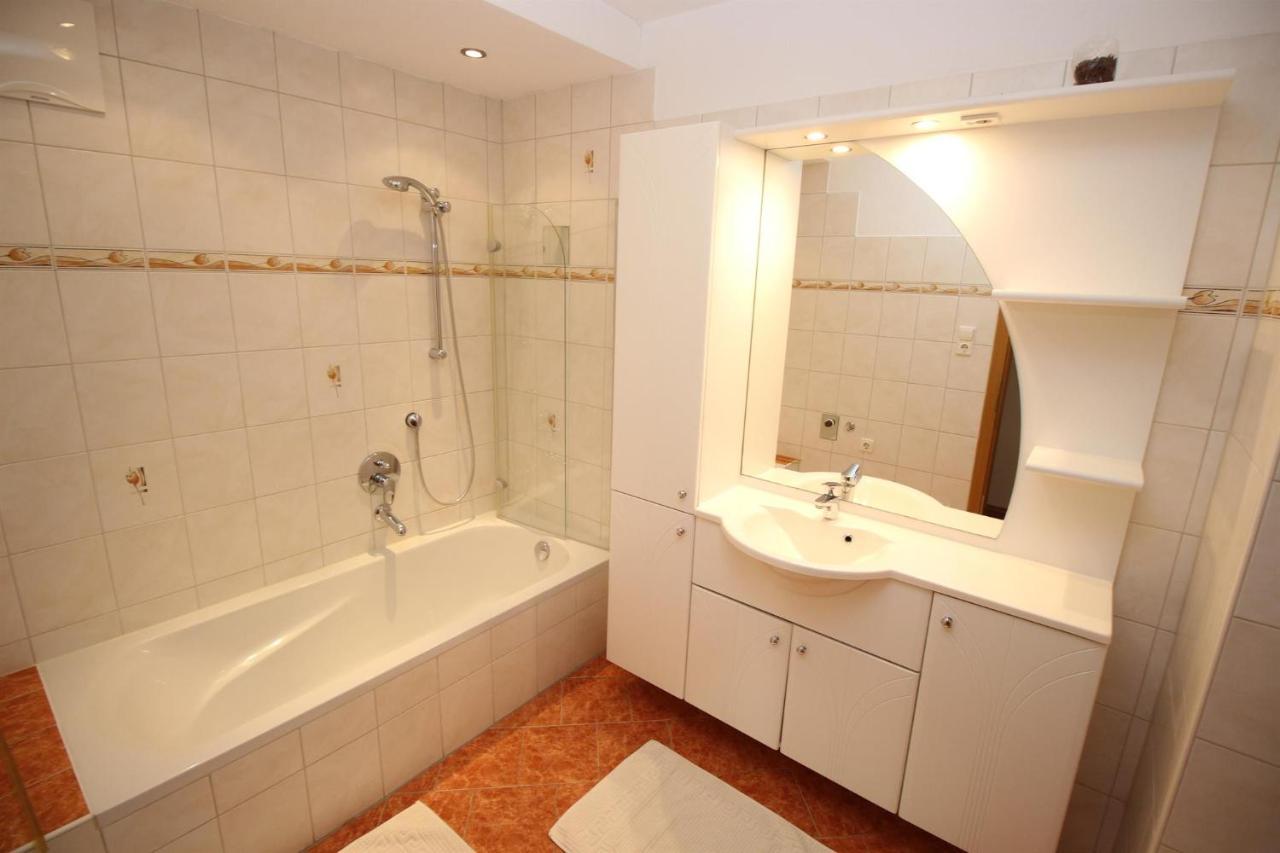 Eva Dabernig Apartment Zell am Ziller Luaran gambar
